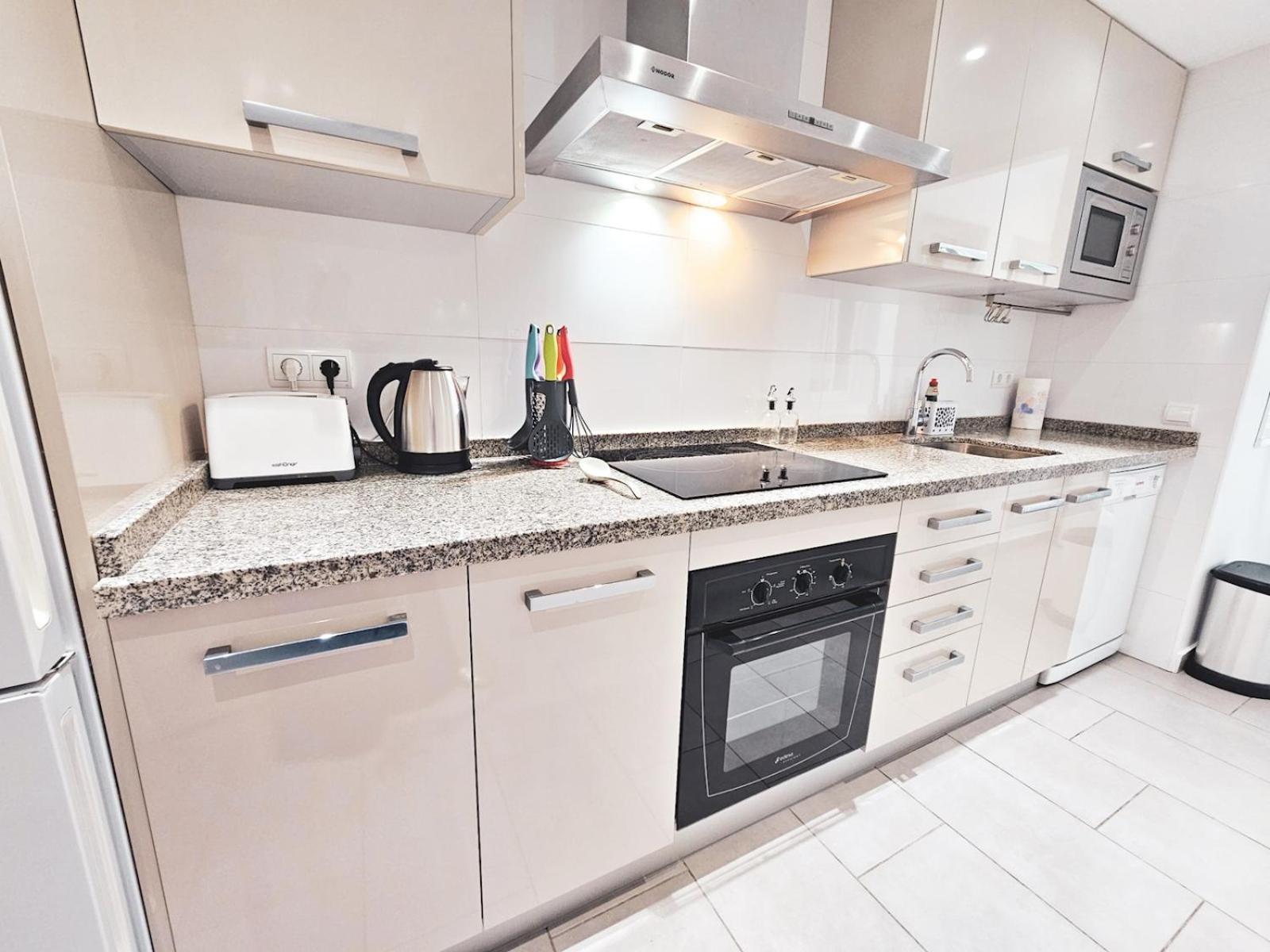 Apartament Charming Steps From Marbellas Downtown Pass The Keys