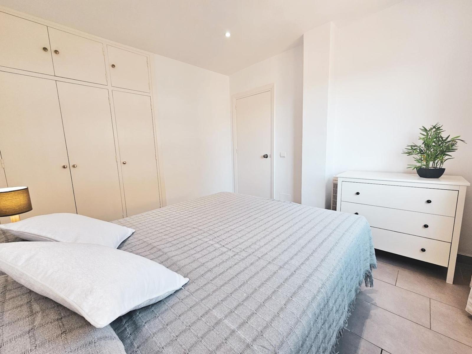 Charming Steps From Marbellas Downtown Pass The Keys Apartament *