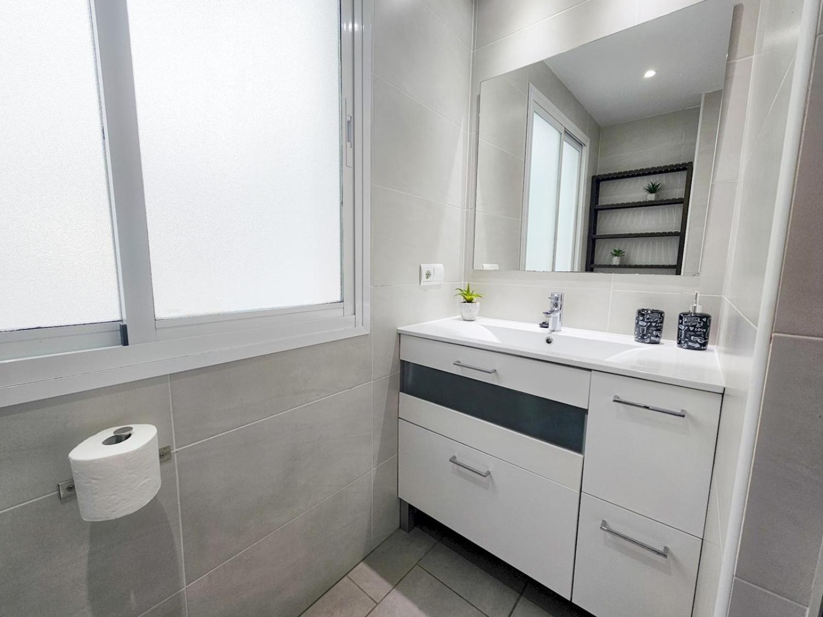 Charming Steps From Marbellas Downtown Pass The Keys Appartement